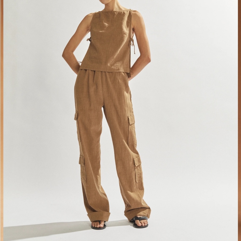 One Mile Evie Cropped Trousers in Tan